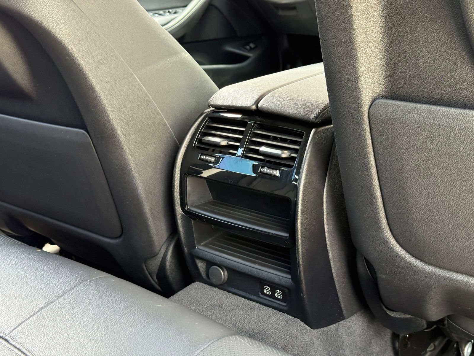 Used 2021 BMW 540i w/ M Sport Package RWD image 23