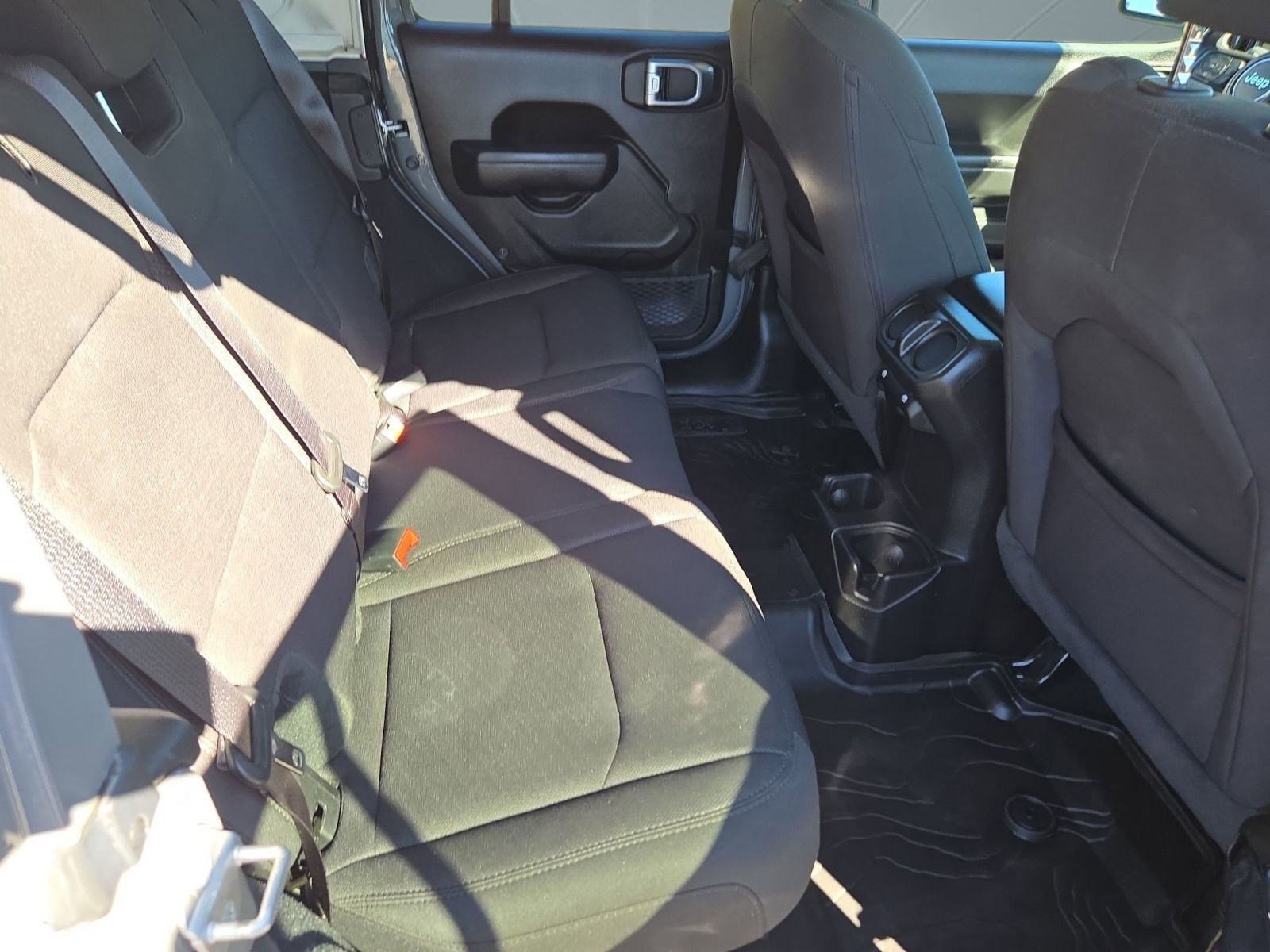 Used 2022 Jeep Wrangler Unlimited Sport image 28