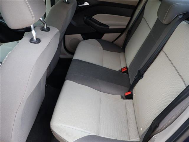 Used 2012 Ford Focus SE FWD image 22