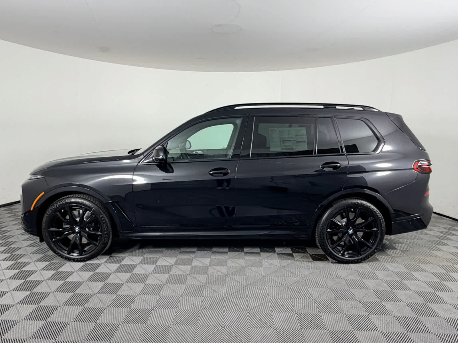New 2027 BMW X7 M60i AWD/4WD image 6