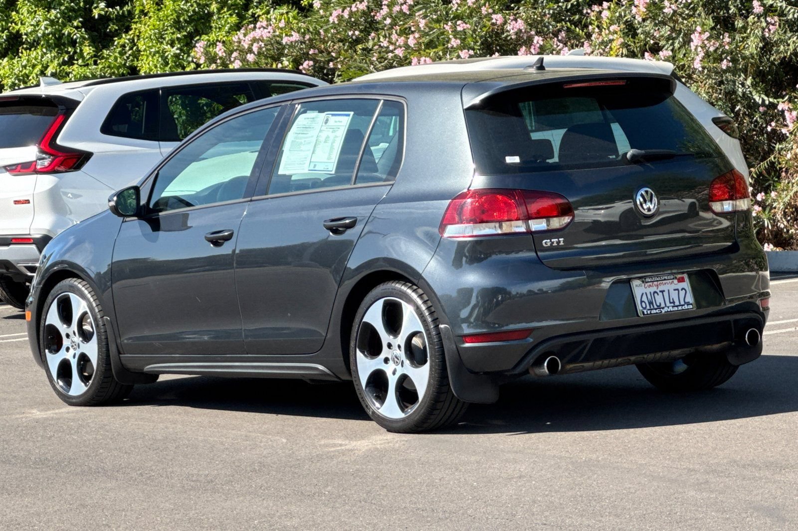 Used 2012 Volkswagen Golf 4-Door FWD image 6