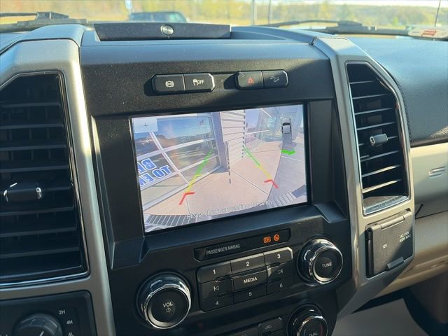 Used 2021 Ford F250 Lariat w/ Lariat Value Package AWD/4WD image 15