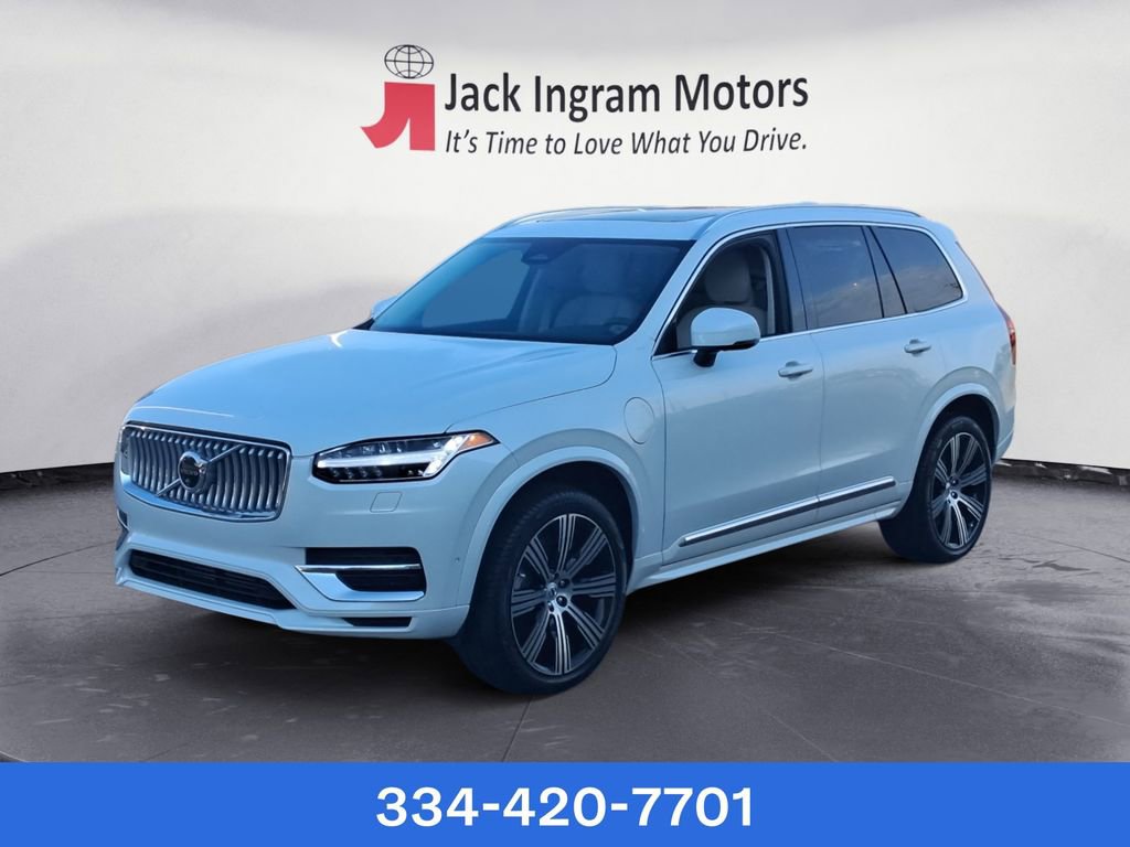 New 2025 Volvo XC90 T8 Plus w/ Protection Package Premier 360° Tour