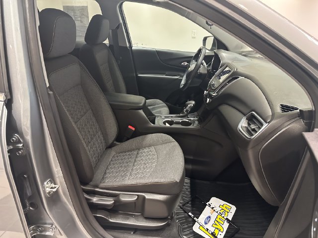 Used 2024 Chevrolet Equinox LT AWD/4WD image 6