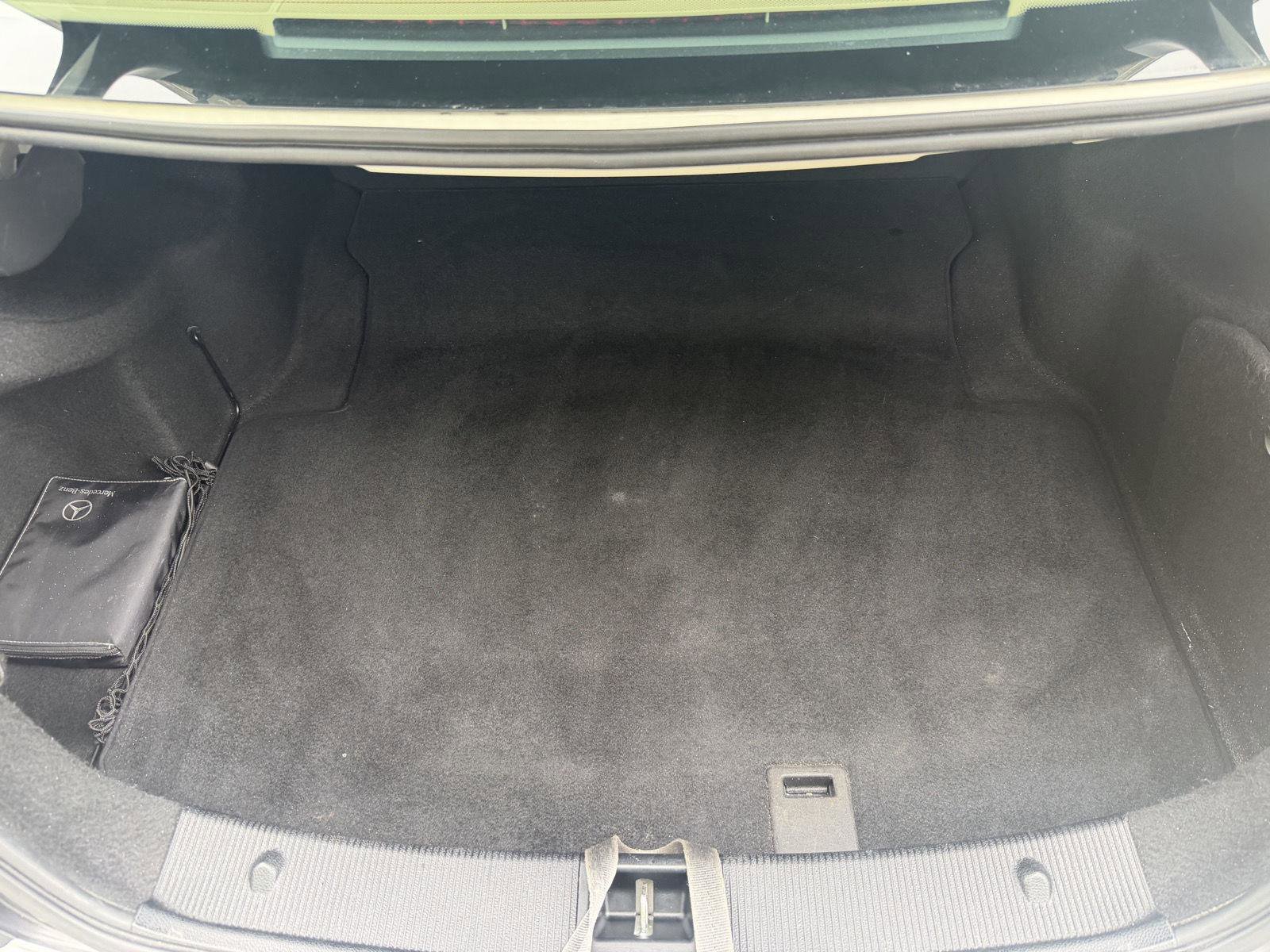 Used 2010 Mercedes-Benz C 300 4MATIC Sedan image 16