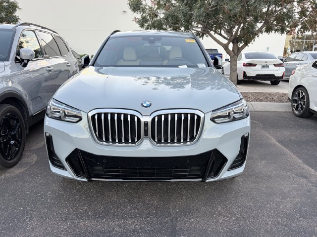 Used 2024 BMW X3 sDrive30i w/ Premium Package RWD image 2