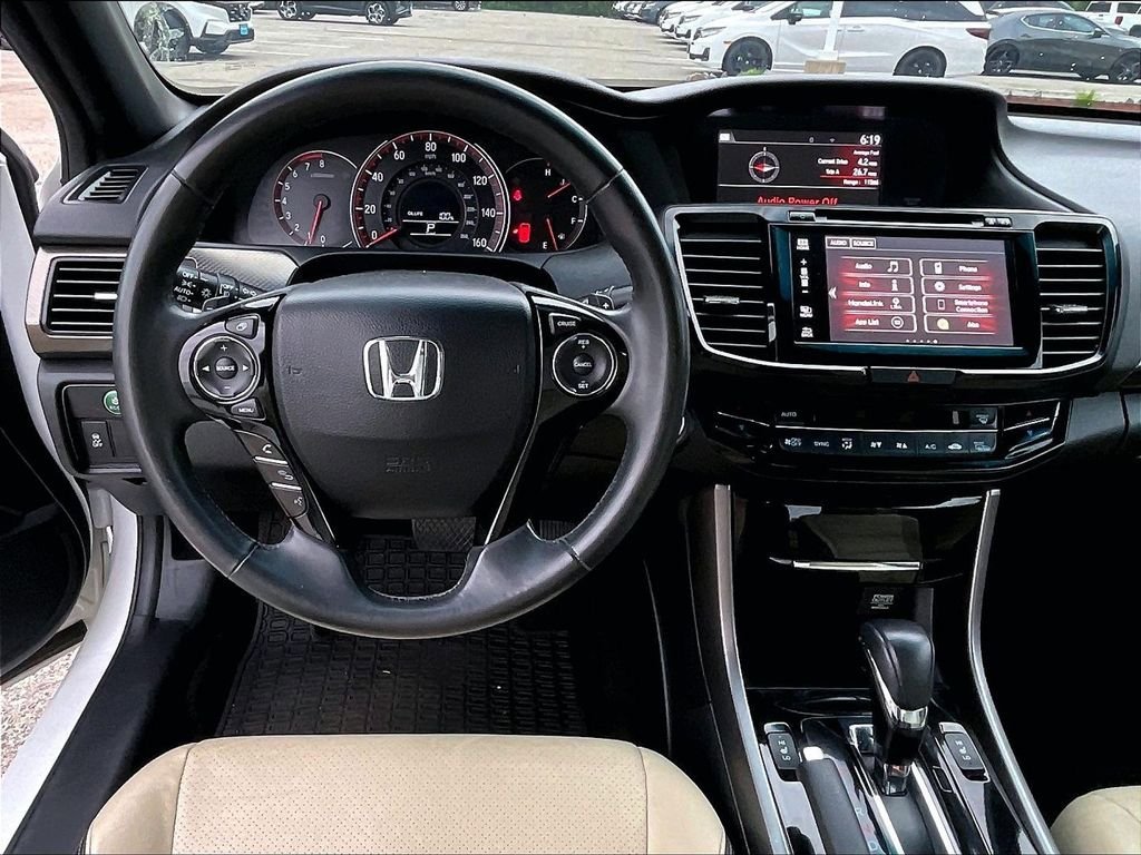 Used 2017 Honda Accord EX-L image 16