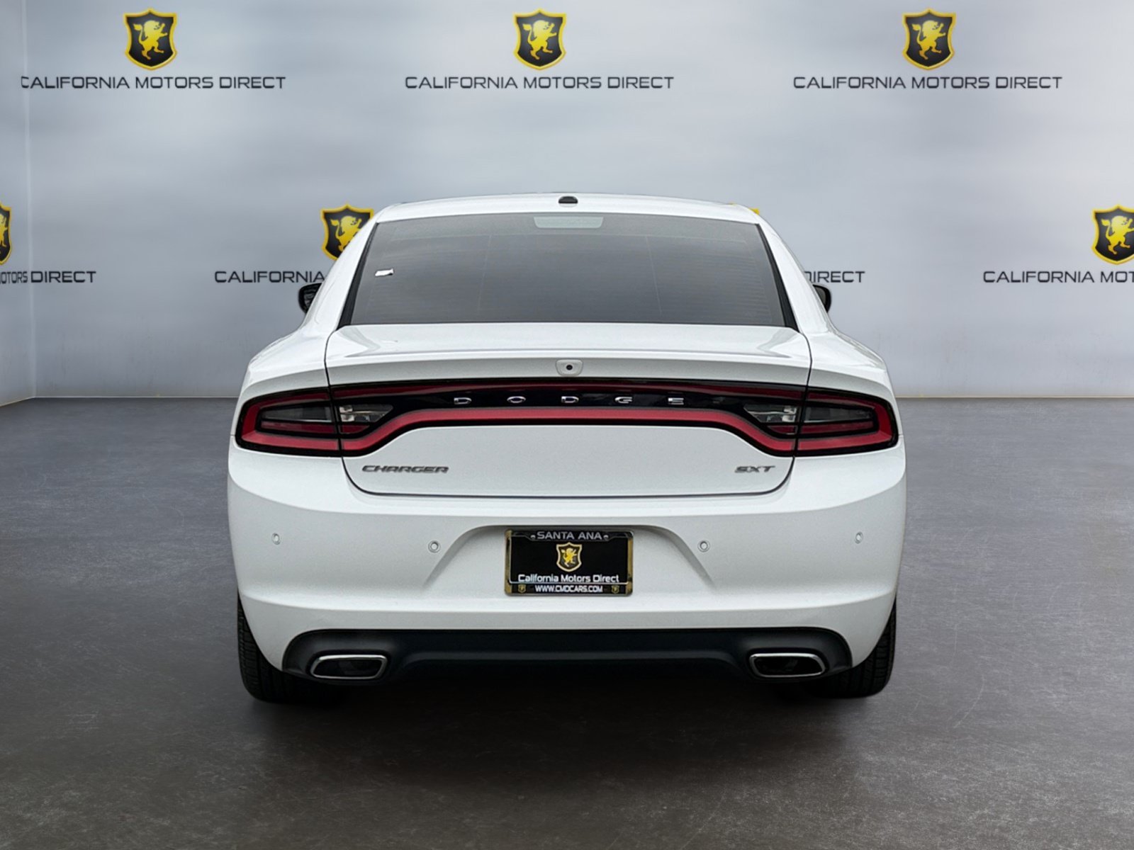 Used 2018 Dodge Charger SXT RWD image 6