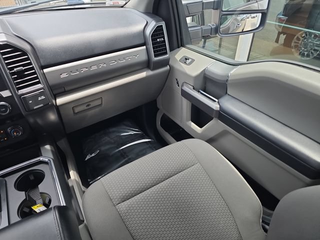 Used 2020 Ford F250 XLT w/ XLT Premium Package AWD/4WD image 14