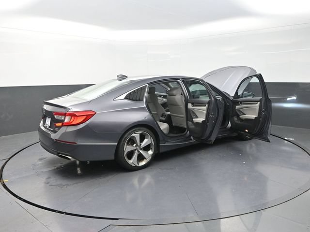Used 2019 Honda Accord Touring image 39