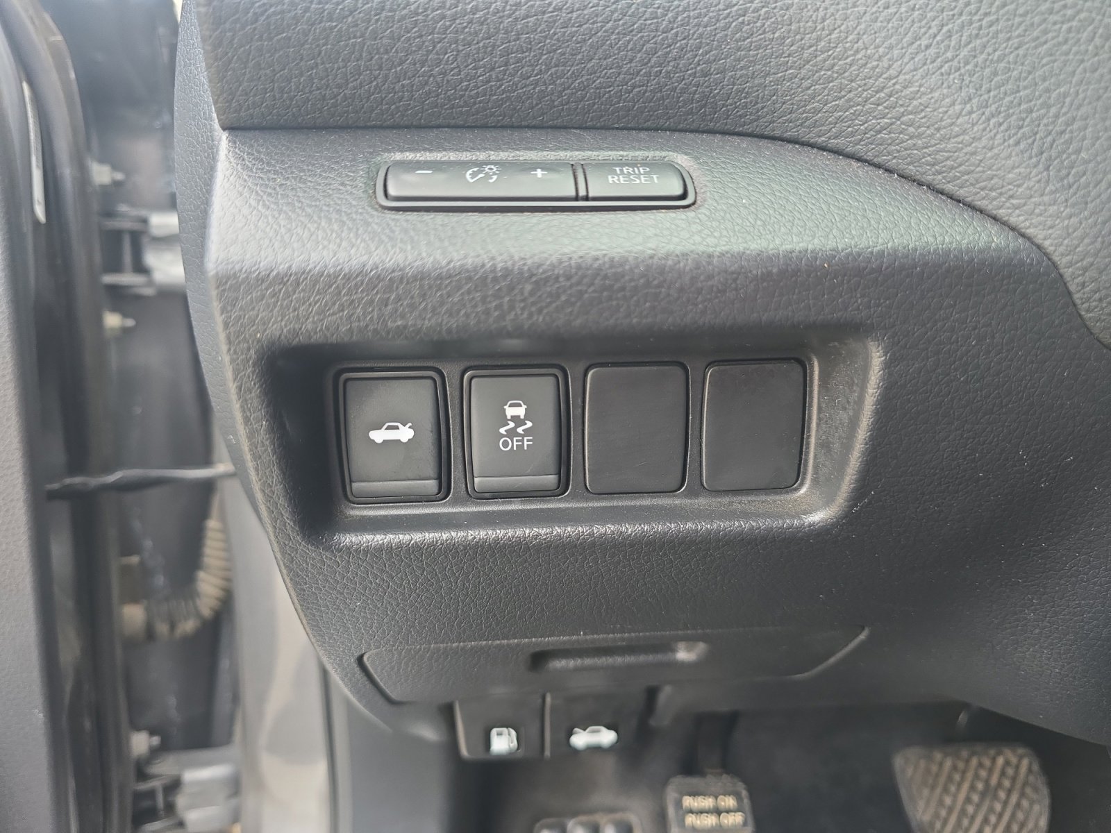 Used 2017 Nissan Altima 2.5 SV image 23