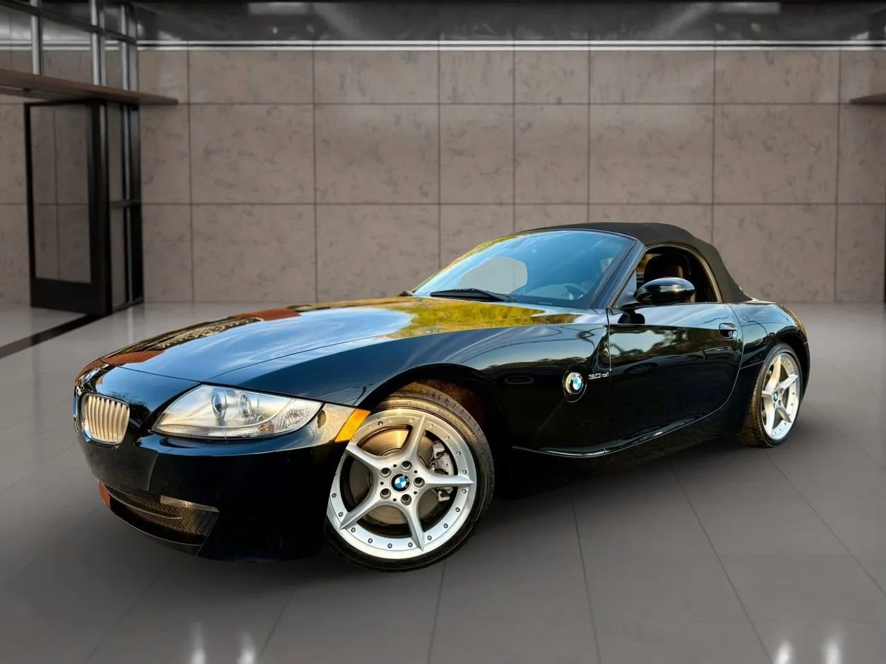 Used 2006 BMW Z4 3.0si image 4
