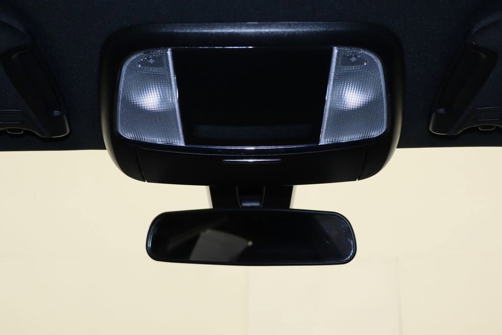 Used 2023 Dodge Charger SXT RWD image 25