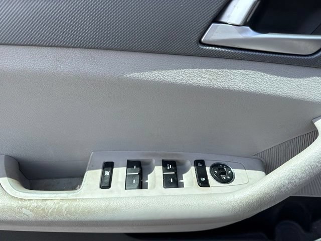 Used 2015 Hyundai Sonata SE FWD image 7