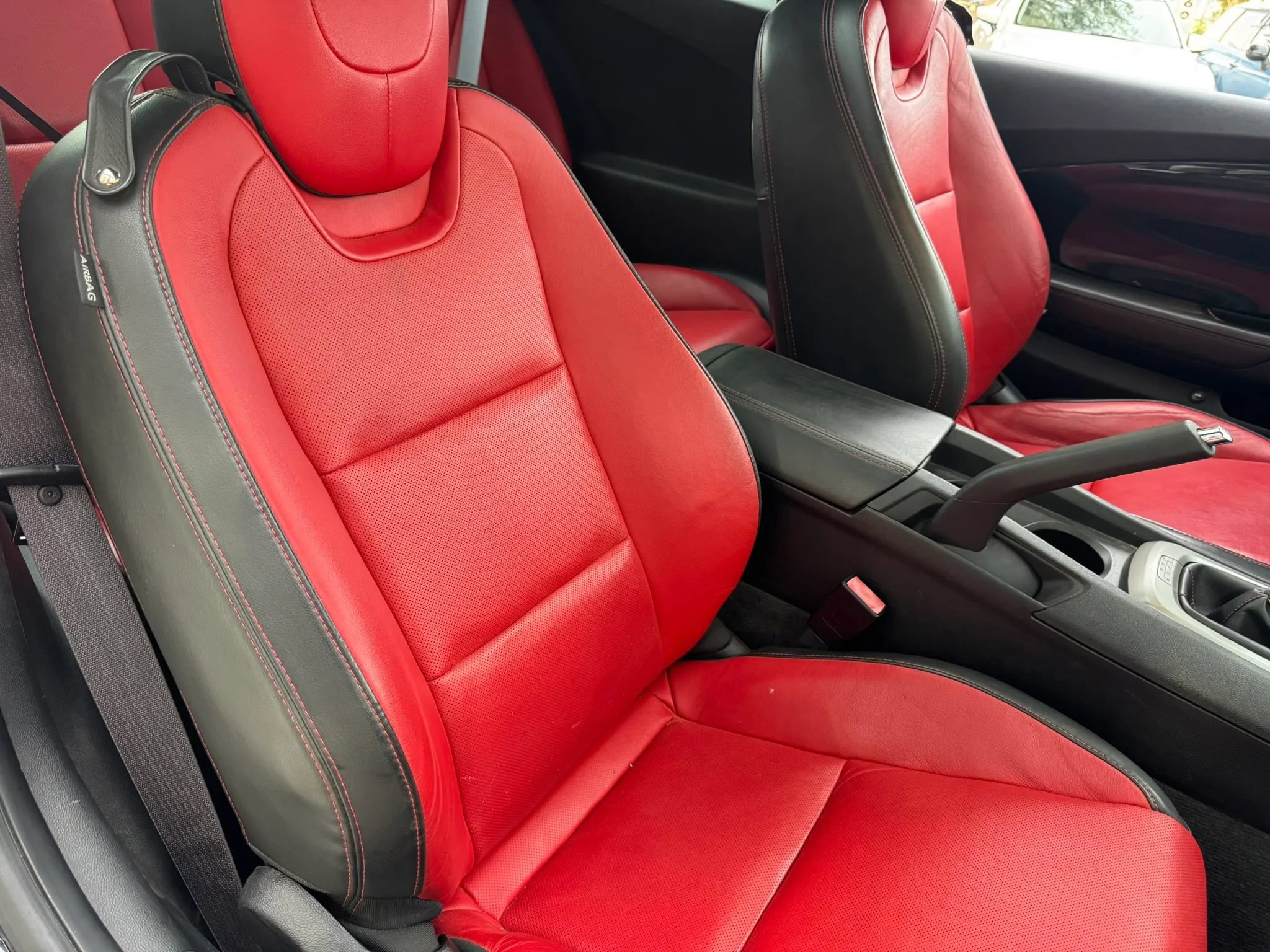 Used 2015 Chevrolet Camaro SS w/ Commemorative Special Edition RWD image 32