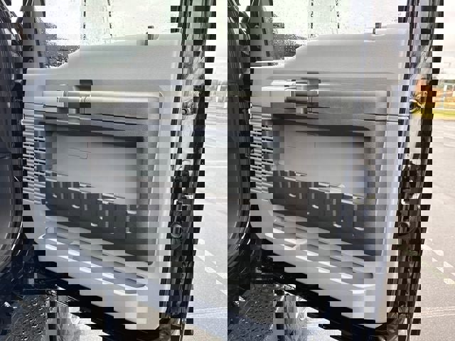 New 2027 Ford F750 2WD Regular Cab Super Duty image 15