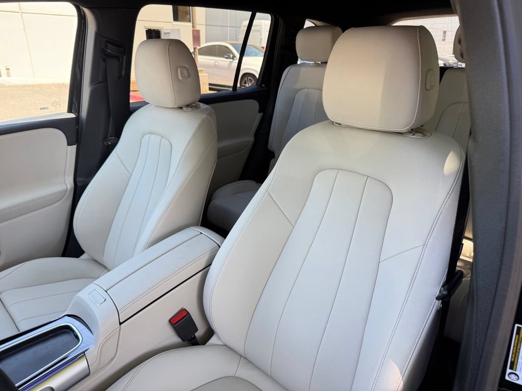 New 2026 Mercedes-Benz GLB 250 image 12