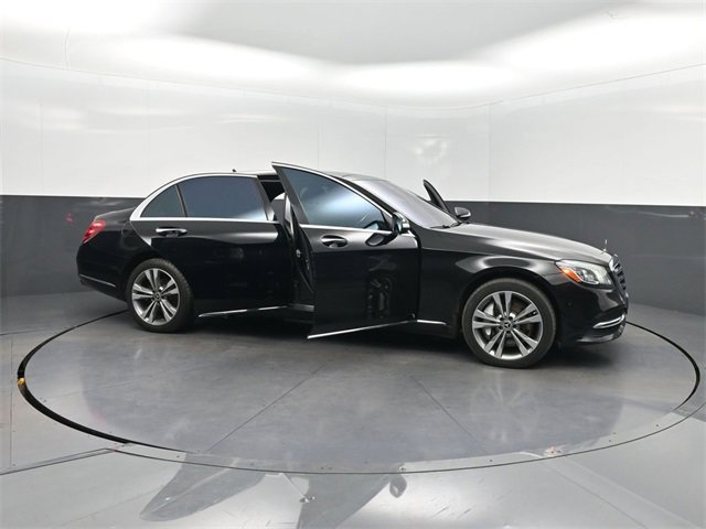 Used 2019 Mercedes-Benz S 450 4MATIC Sedan w/ Premium Package image 39