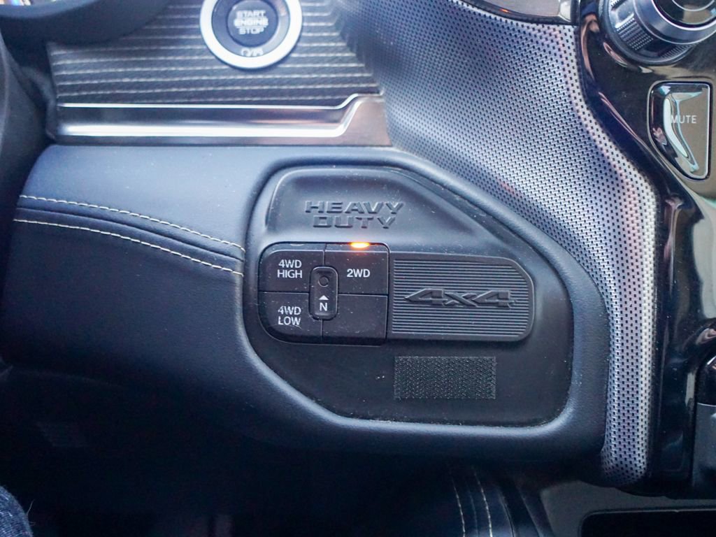 Used 2019 RAM 2500 Limited image 27