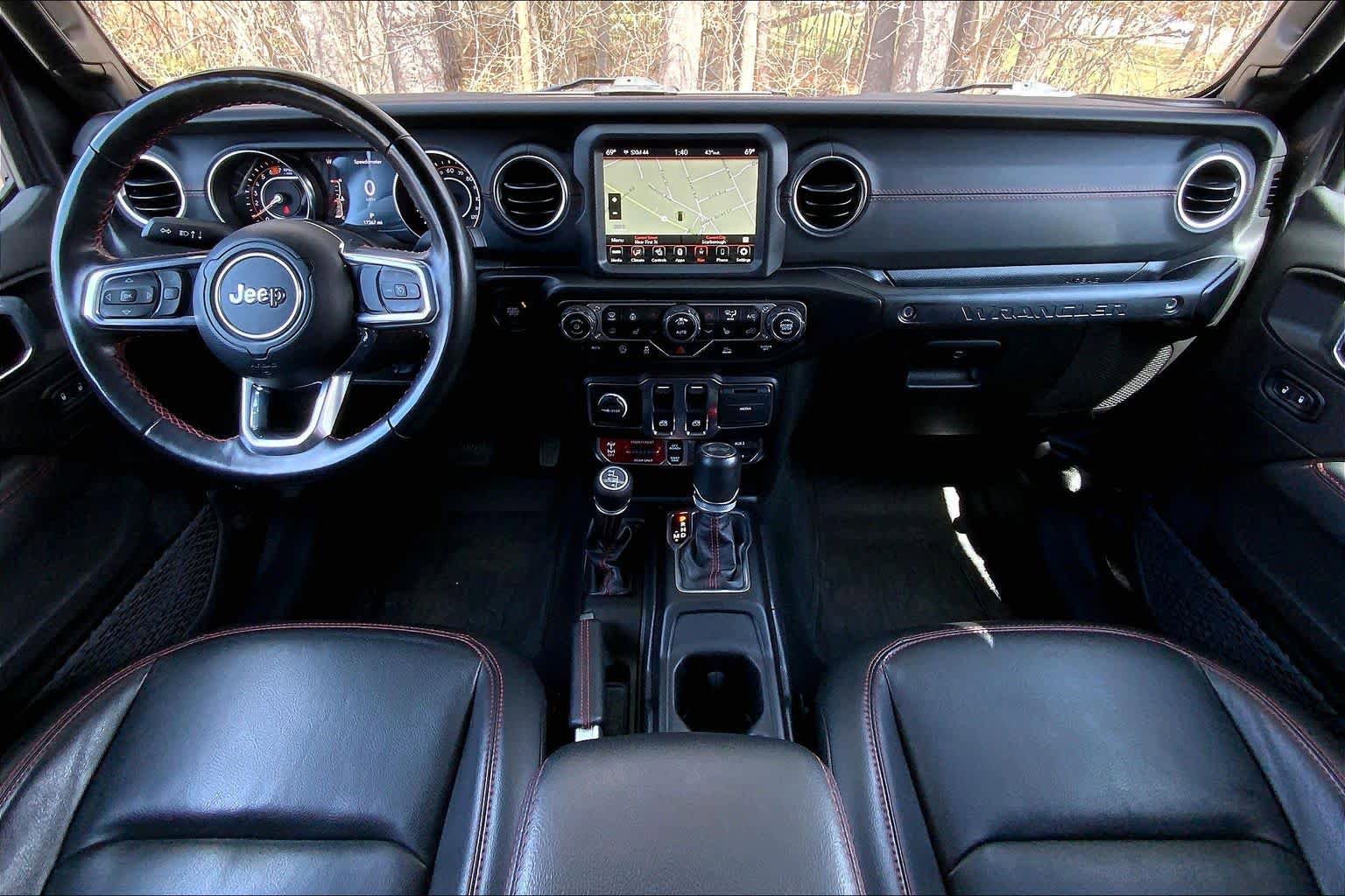 Used 2023 Jeep Wrangler Rubicon AWD/4WD image 17