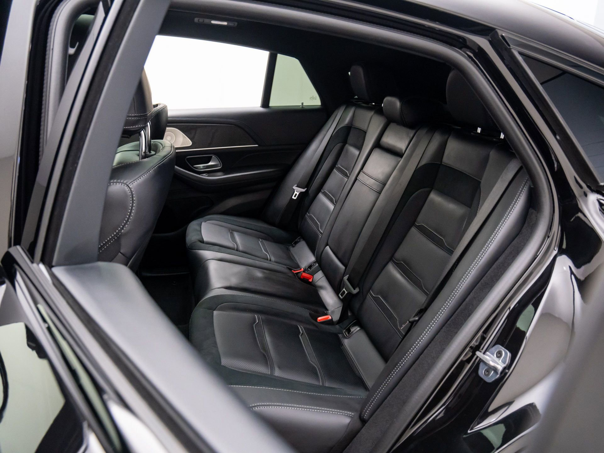 New 2026 Mercedes-Benz GLE 53 AMG 4MATIC Coupe image 18