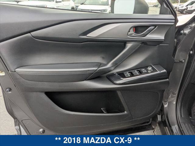 Used 2018 MAZDA CX-9 Touring image 10