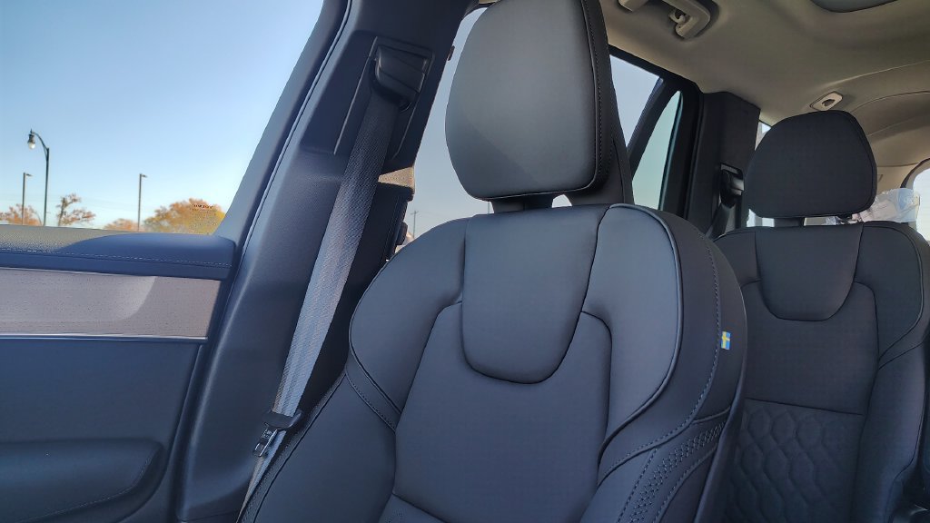 New 2026 Volvo XC90 B6 Plus AWD/4WD image 24