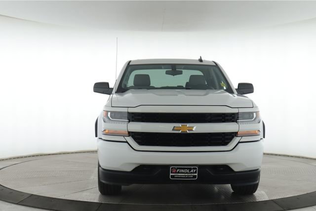 Used 2018 Chevrolet Silverado 1500 Custom w/ Custom Convenience Package AWD/4WD image 12