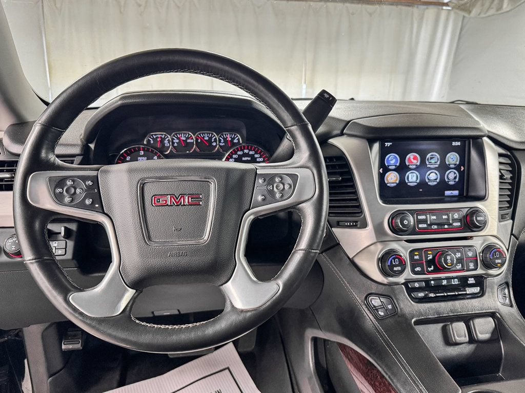 Used 2016 GMC Yukon XL SLT w/ Open Road Package AWD/4WD image 13