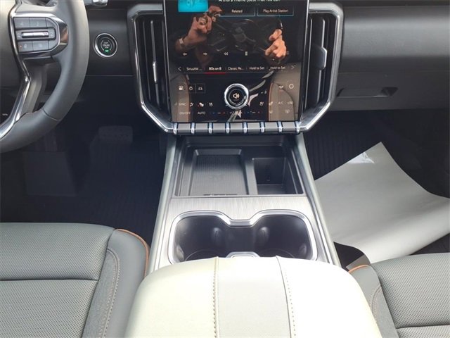 New 2026 GMC Acadia AT4 image 17