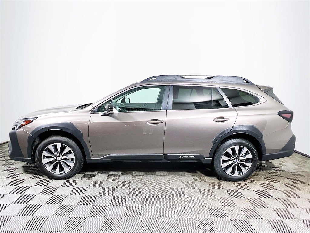 Used 2024 Subaru Outback Limited image 5