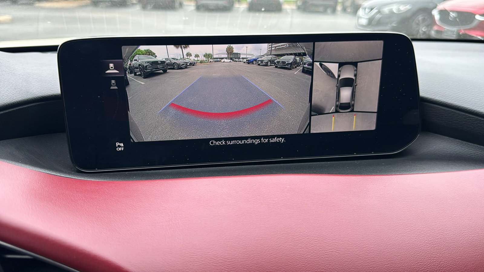 Used 2025 MAZDA MAZDA3 Hatchback w/ Appearance Package image 33