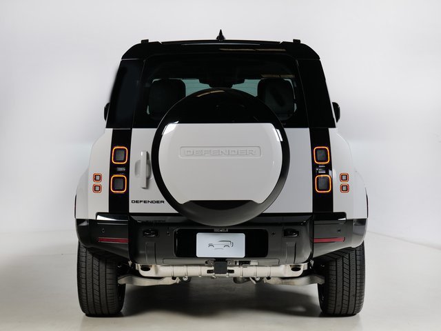 New 2026 Land Rover Defender 110 X-Dynamic SE AWD/4WD image 7