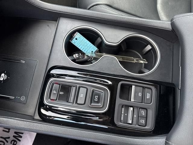 Certified 2023 Honda Pilot Touring image 14