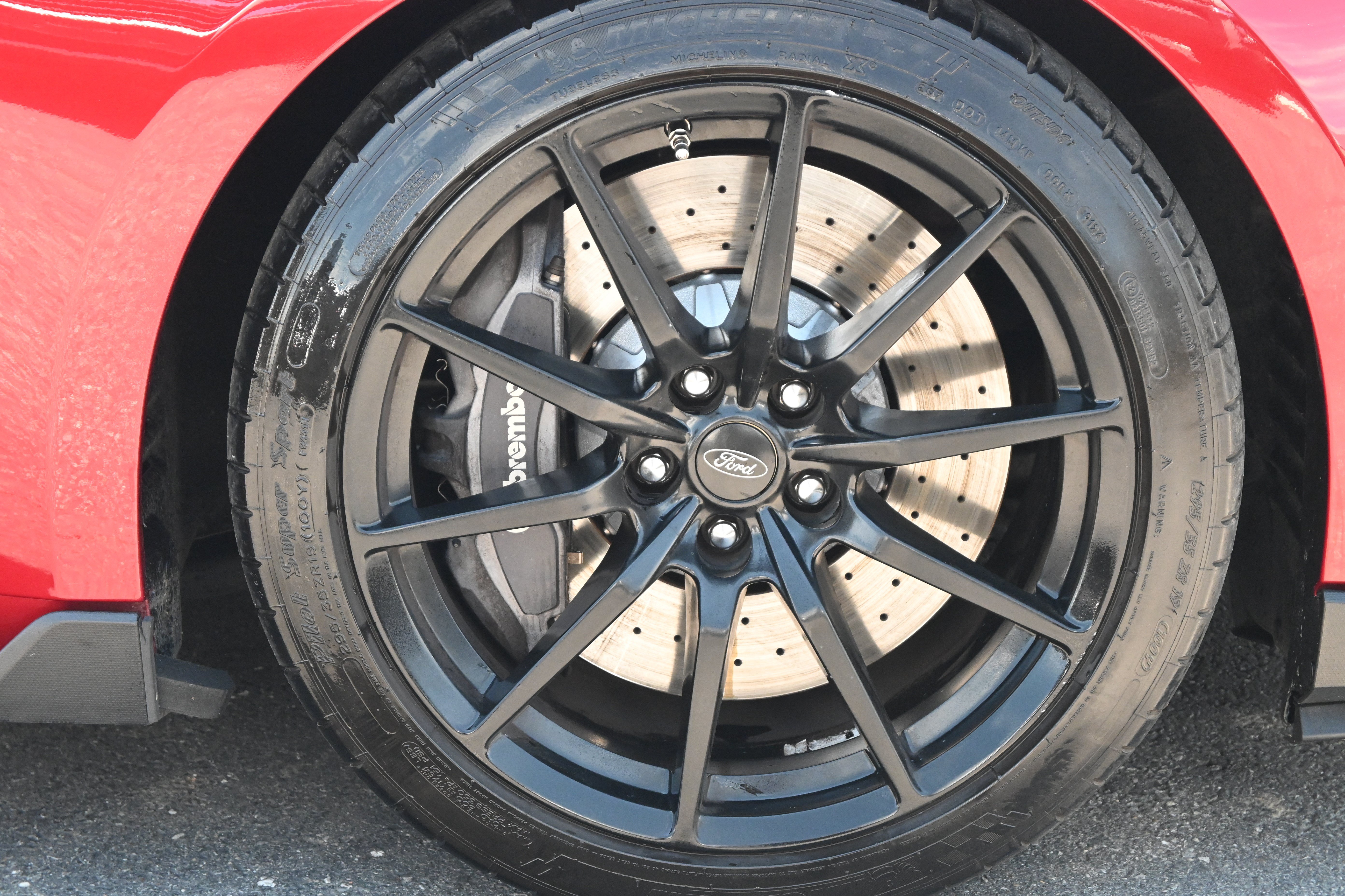 Used 2018 Ford Mustang Shelby GT350 w/ Convenience Package RWD image 13