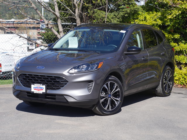 Certified 2022 Ford Escape SE w/ SE Sport Appearance Package AWD/4WD image 2
