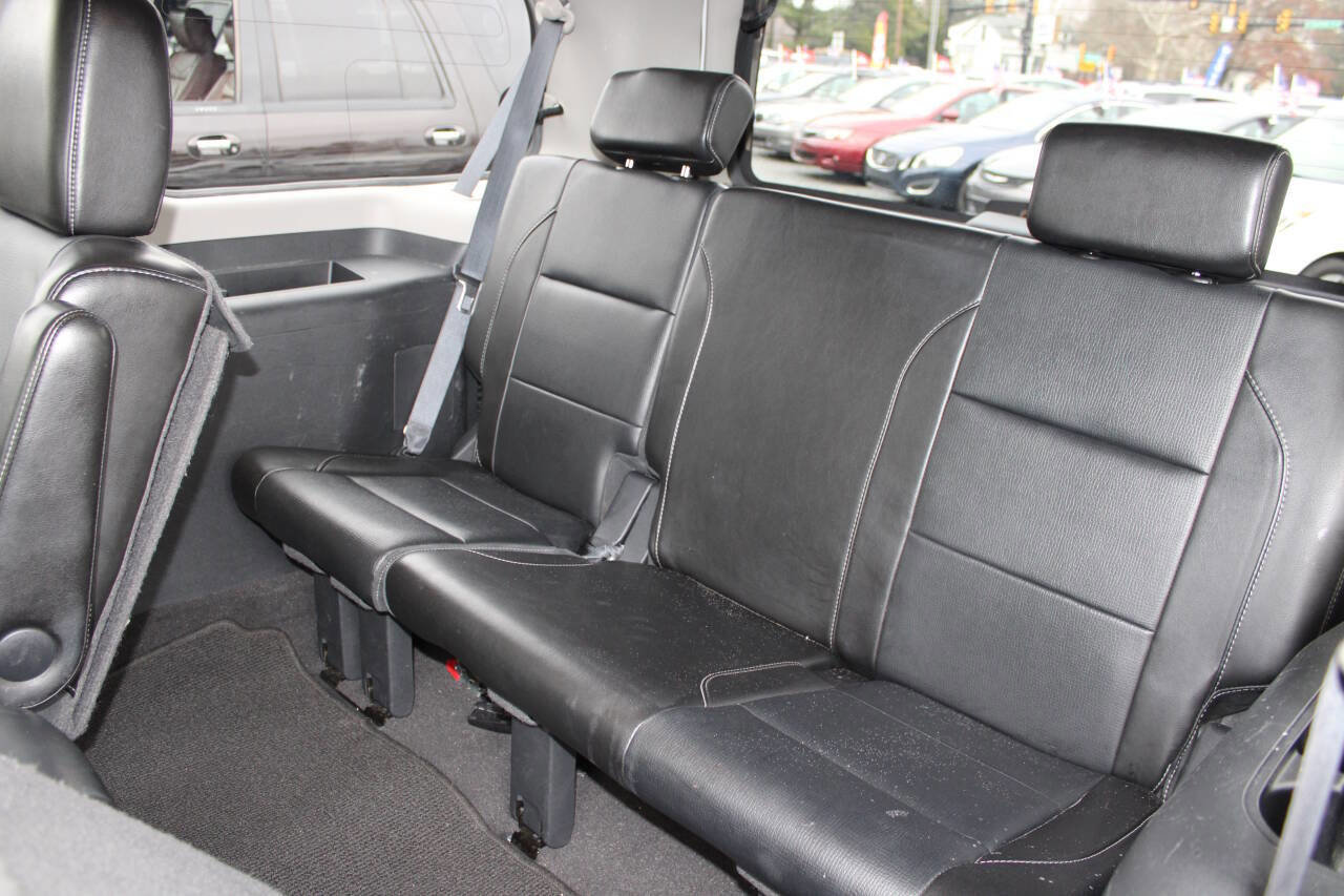 Used 2015 Nissan Armada Platinum w/ 2nd Row Captain Seat Package image 23