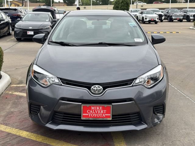 Used 2015 Toyota Corolla LE FWD image 3