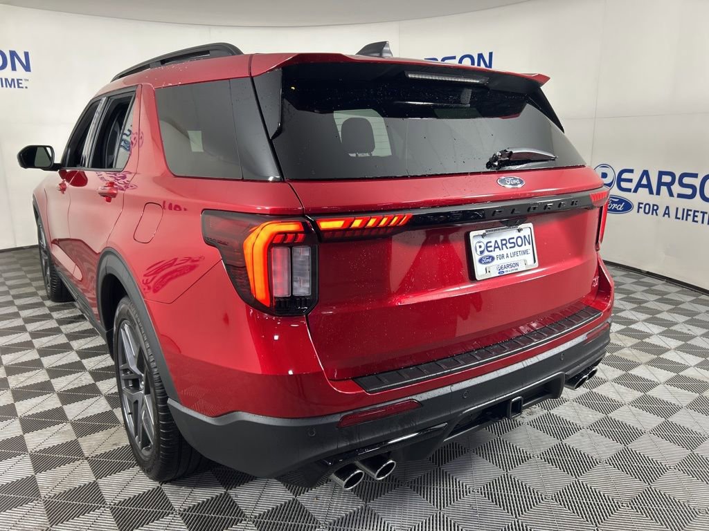 Used 2025 Ford Explorer ST w/ Sun And Sound Package image 8