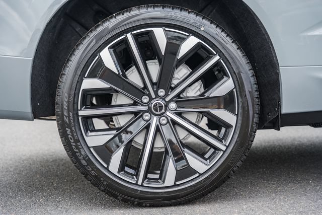 New 2026 Volvo XC60 B5 Ultra w/ Protection Package Premier AWD/4WD image 19