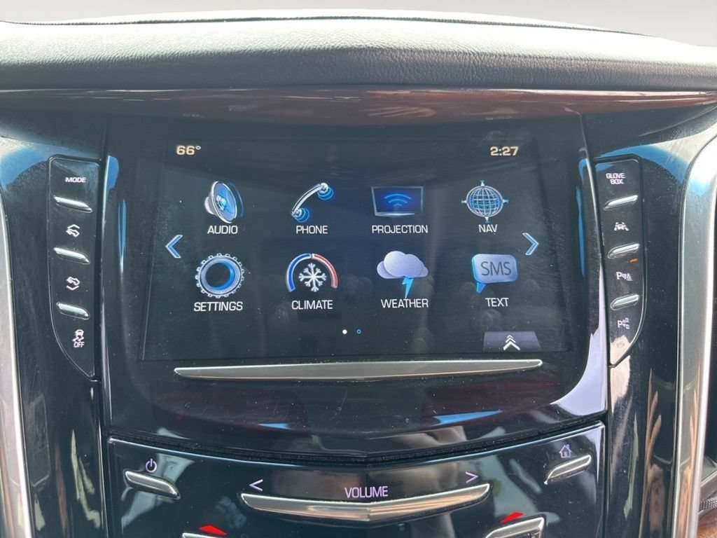 Used 2018 Cadillac Escalade ESV Luxury AWD/4WD image 33