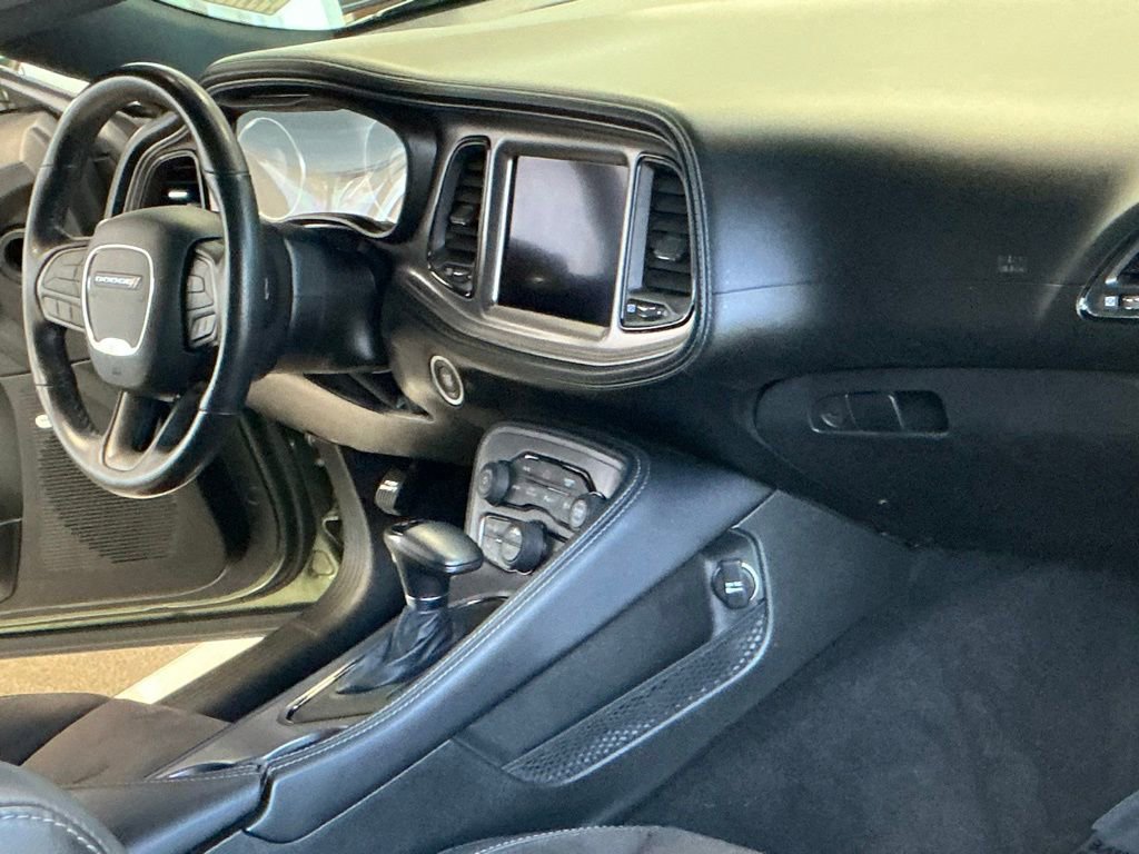 Used 2023 Dodge Challenger R/T w/ Plus Package image 9