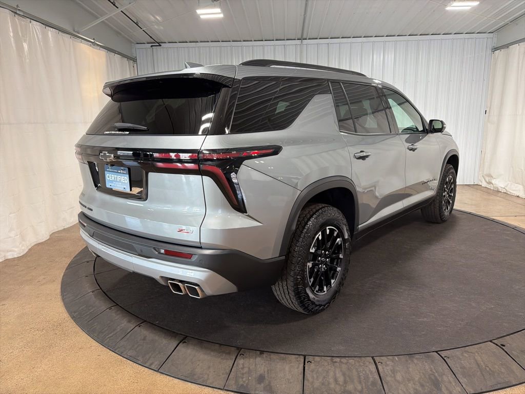 Certified 2025 Chevrolet Traverse Z71 w/ Driver Confidence Package image 9