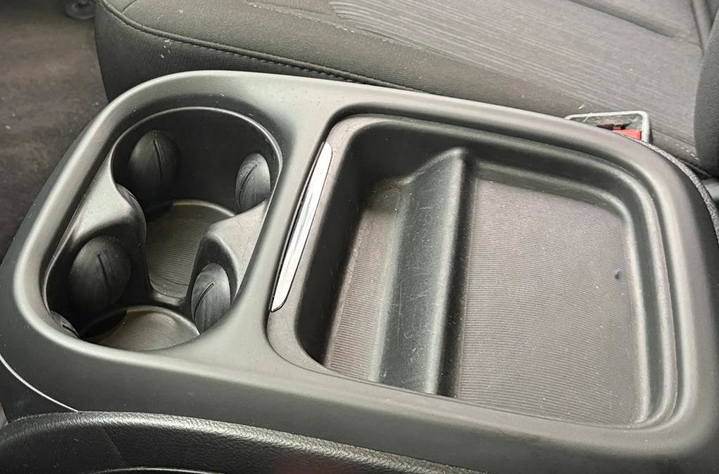 Certified 2023 Chrysler Pacifica Touring-L image 13