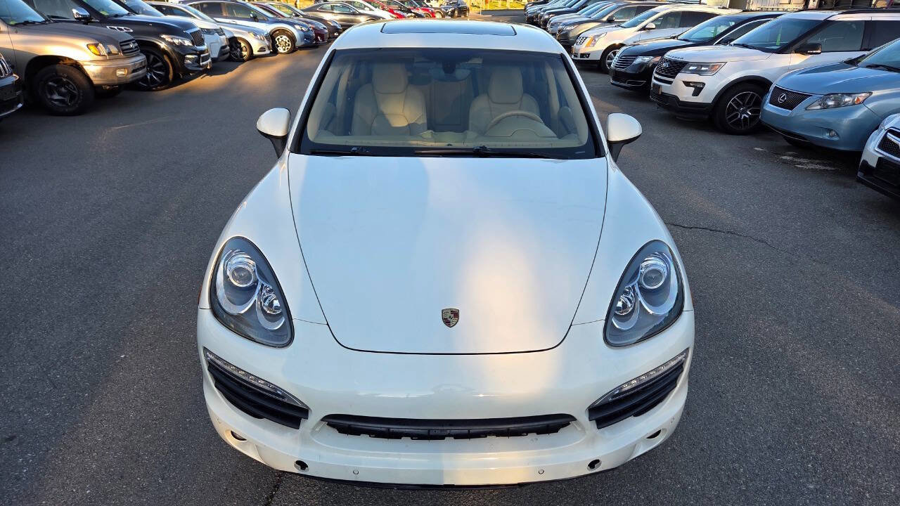 Used 2012 Porsche Cayenne S AWD/4WD image 3