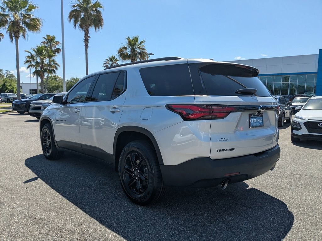 Certified 2022 Chevrolet Traverse LT w/ Midnight/Sport Edition FWD image 5