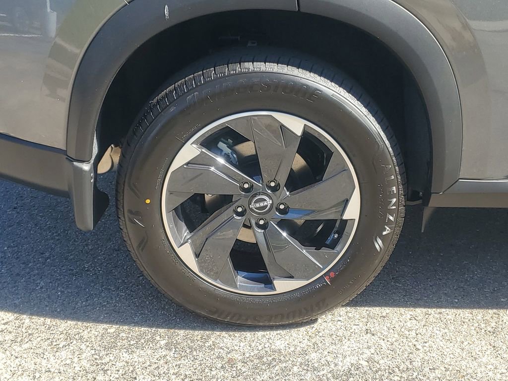 New 2026 Nissan Rogue SV image 5