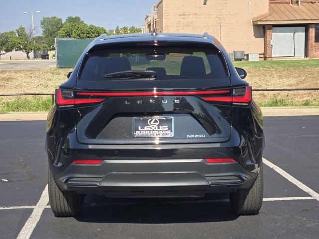 Certified 2025 Lexus NX 250 FWD w/ Towing Package (2000 Lbs) image 6