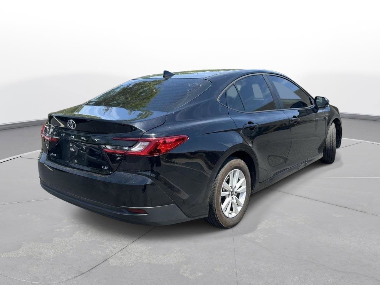 Certified 2025 Toyota Camry LE FWD image 6