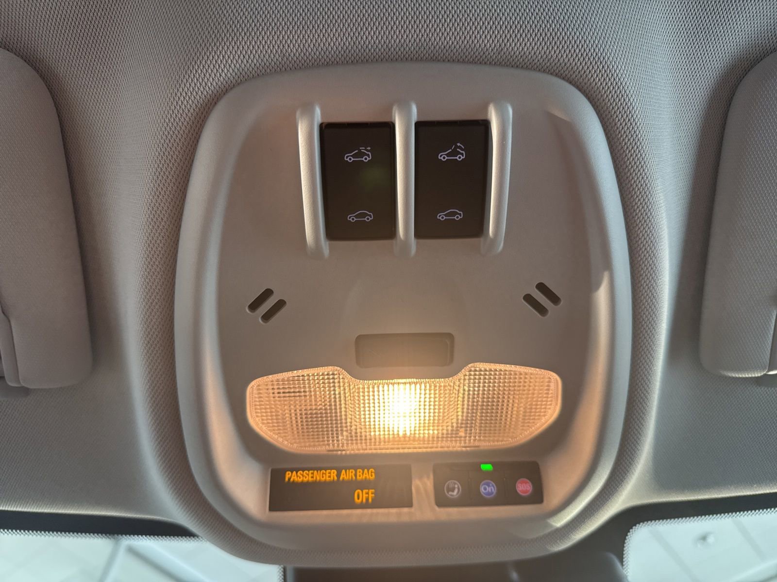 New 2026 Chevrolet Trax LT w/ Sunroof Package image 31